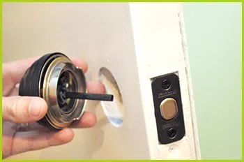 Expert Locksmith Services Indianapolis, IN 317-810-0237 - 12-changing-locks