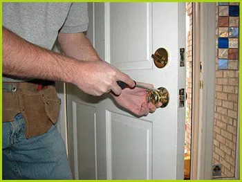 Expert Locksmith Services Indianapolis, IN 317-810-0237 - 9-locks-change